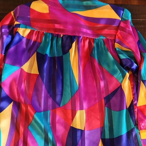 Anastasia Beverly Hills Multicolor Geometric Satin Button-Up Blouse - Picture 7 of 8